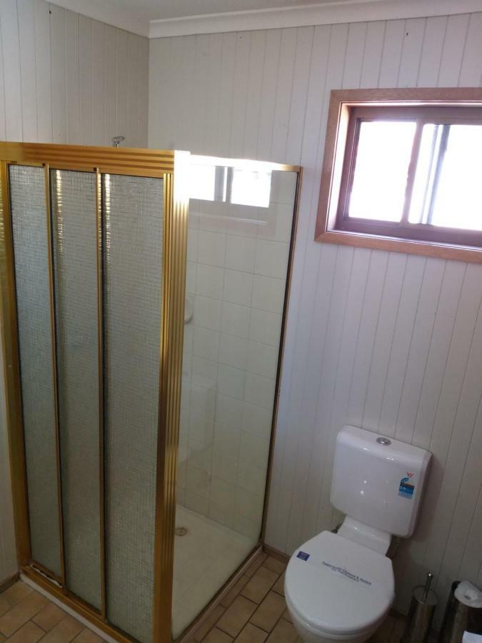 Country Mile Motor Inn Forbes Kültér fotó
